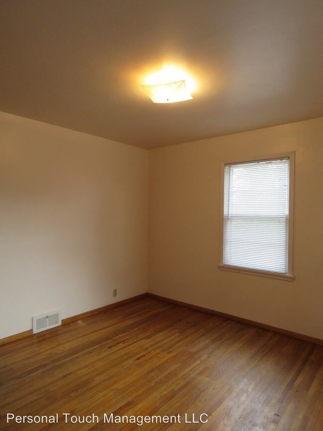 Foto del edificio - 813 8th St N