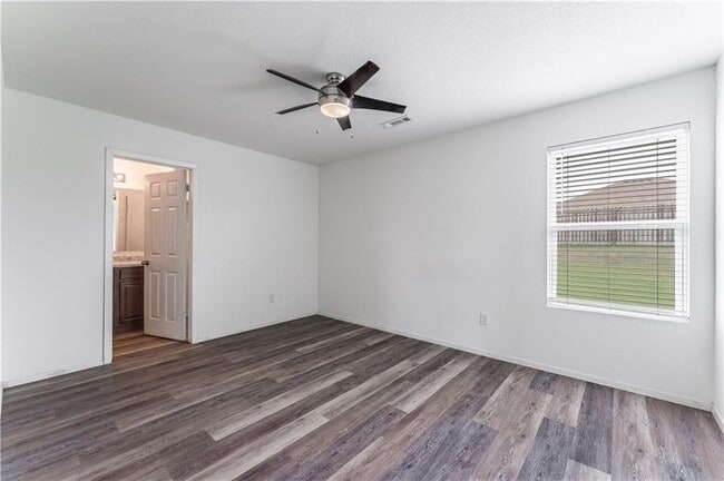 Building Photo - 808 NW 68th Ave