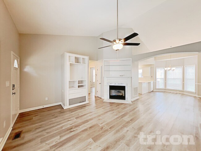 Building Photo - 305 Aqua Marine Ln