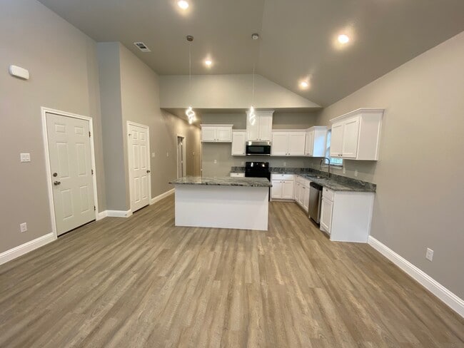 Foto del edificio - 2211 Henry St