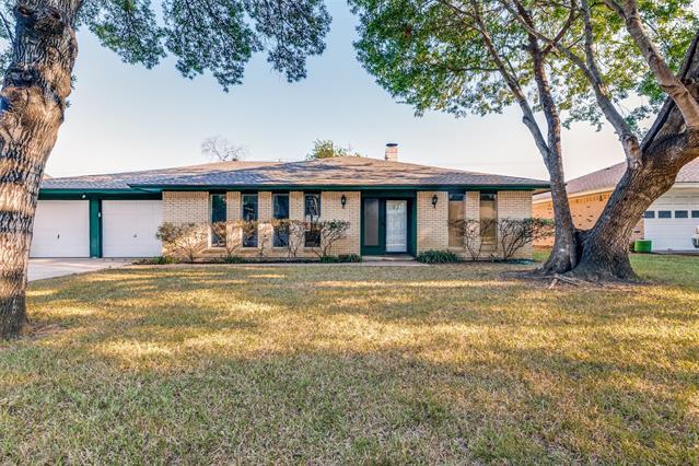 Primary Photo - 2107 Briarwood Blvd