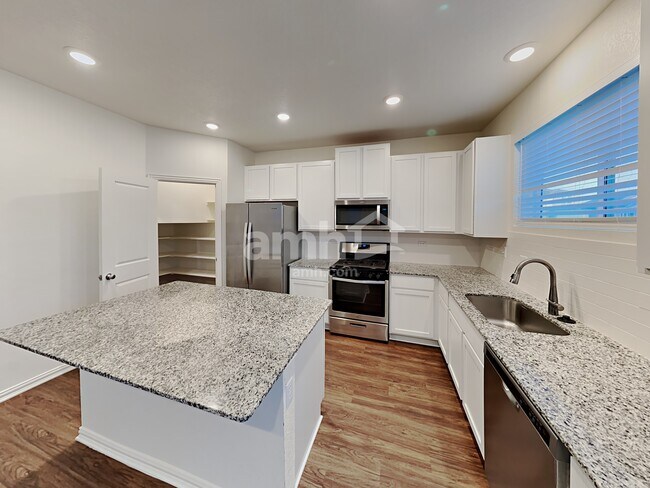 Building Photo - 188 Pebble Creek Run