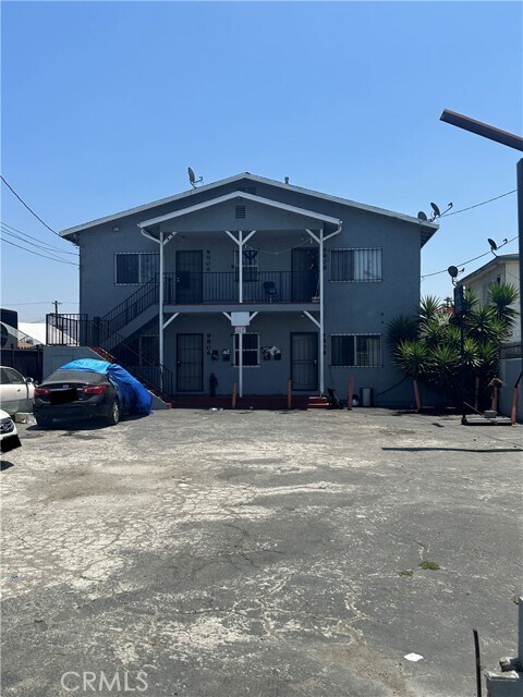 Building Photo - 9806-9802 Compton Ave