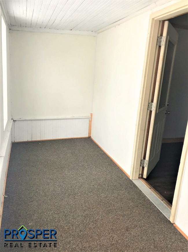 Building Photo - 407 East St