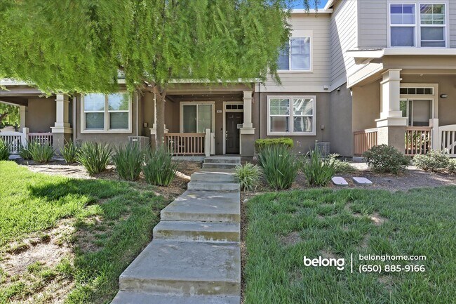 Foto del edificio - 292 Wildrose Common