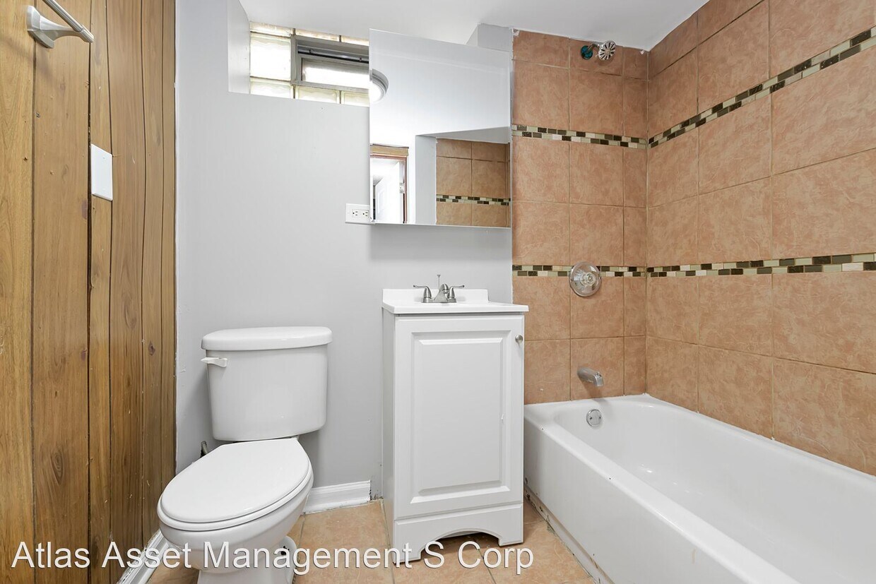 Primary Photo - 4 br, 2 bath House - 10625 S Green St