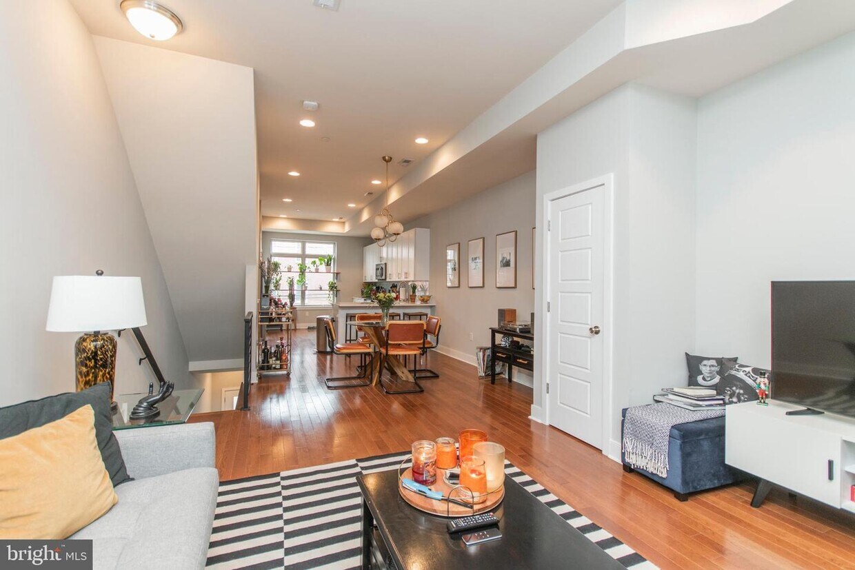 Foto principal - 1775 Frankford Ave