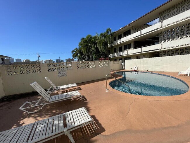 Foto del edificio - Hokulani Apts 1/1/1 pool, laundry