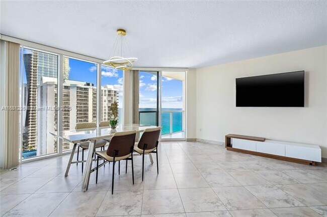 Building Photo - 16699 Collins Ave