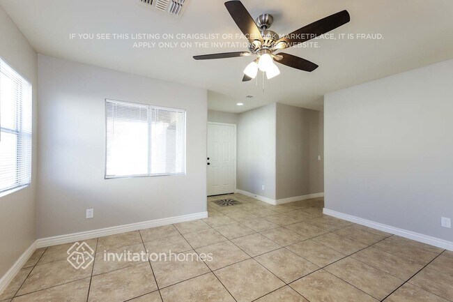 Foto del edificio - 11635 W Longley Ln