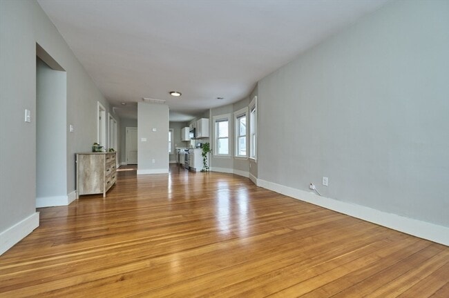 Foto del edificio - 22 Burget Ave