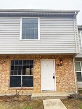 Building Photo - 8674 Glen Meadow Ln