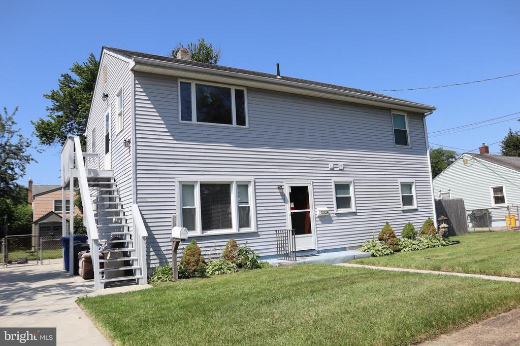Foto principal - 332 Bailey Ave