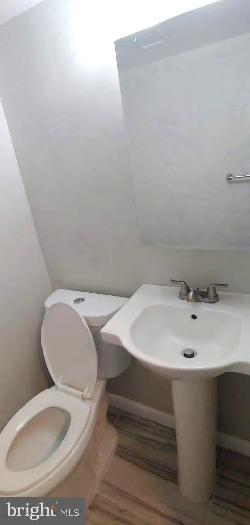 Foto del edificio - 9102 Drake Pl