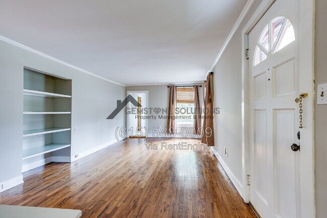 Foto del edificio - 715 Park Cir
