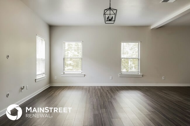 Foto del edificio - 370 Ridgeview Cir