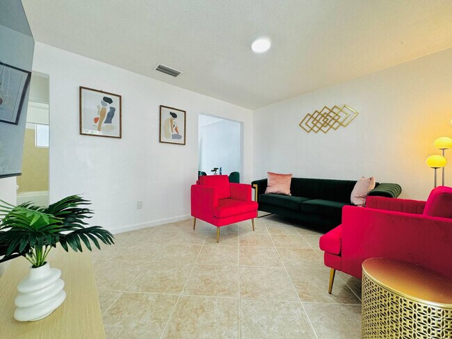 Foto del edificio - 828 SW 2nd St