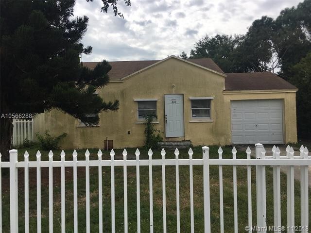 Primary Photo - 820 NW 65th St