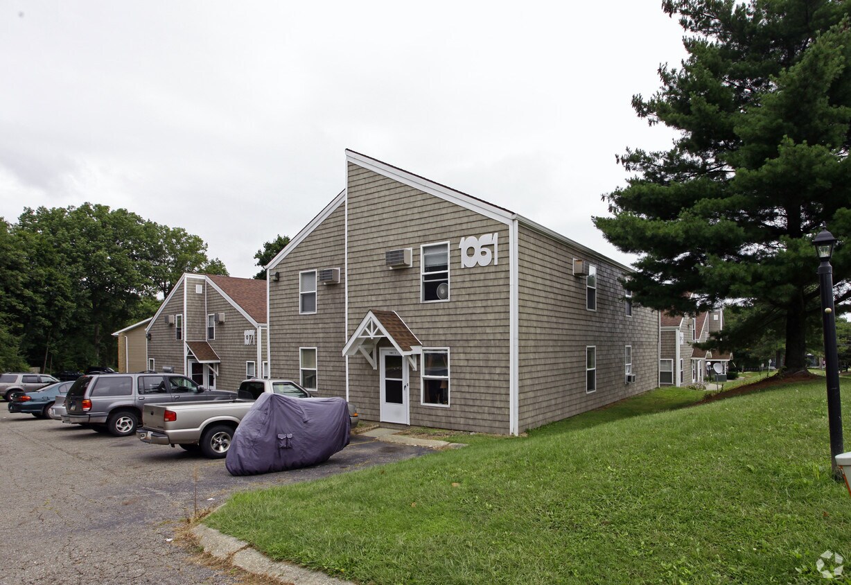 1061 - 1091 Clyde Ave. - 1061-1091 Clyde Ave
