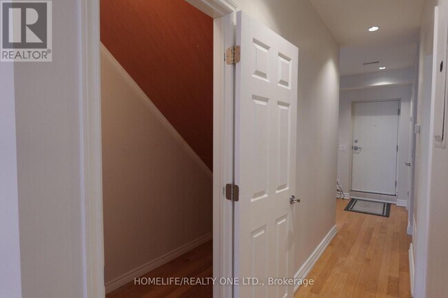 Photo du bâtiment - 579 Gerrard St E