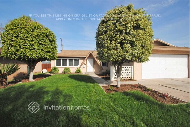 Building Photo - 731 Las Lomas Dr