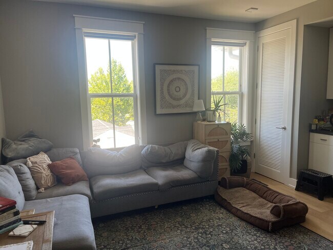Living room - 1704 Church St
