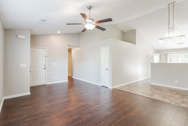 Foto del edificio - 3260 Cain Harbor Dr