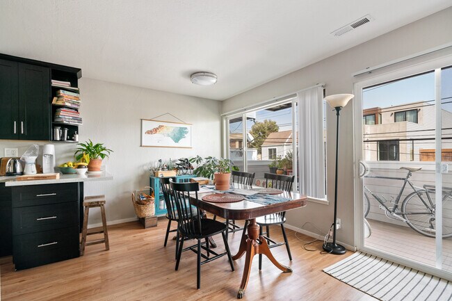 Foto del edificio - 130 Grand View Ave