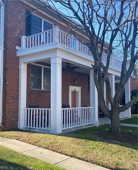 Foto del edificio - 825 Harrington Ave