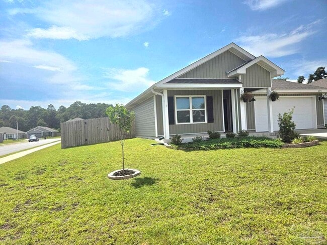 Building Photo - 4375 White Cedar Ct