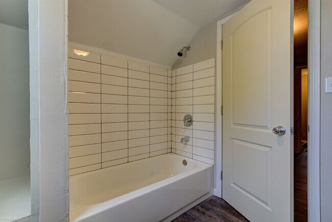 Building Photo - 4 br, 2 bath House - 1724 Northgate Road