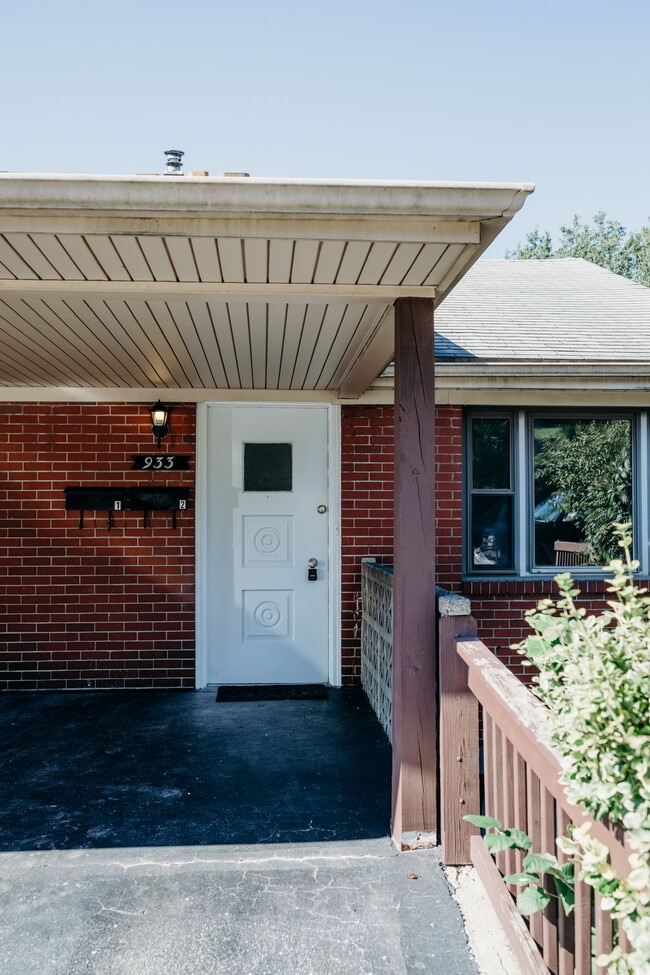 Front Door - 933 Center Ave