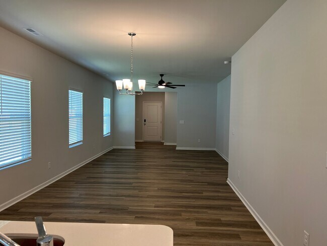 Building Photo - 168 N Squires Run Ln