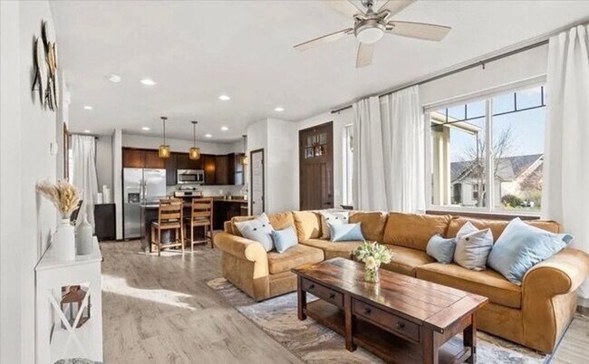 Foto del edificio - Charming 2-Story Home in Post Falls – Spac...