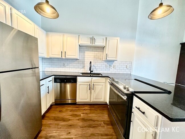 Foto del edificio - 934 Broadway Blvd