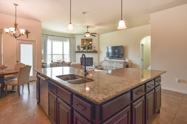Building Photo - 127 Lightfoot Trail