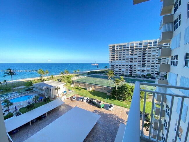 Foto del edificio - 5200 N Ocean Blvd