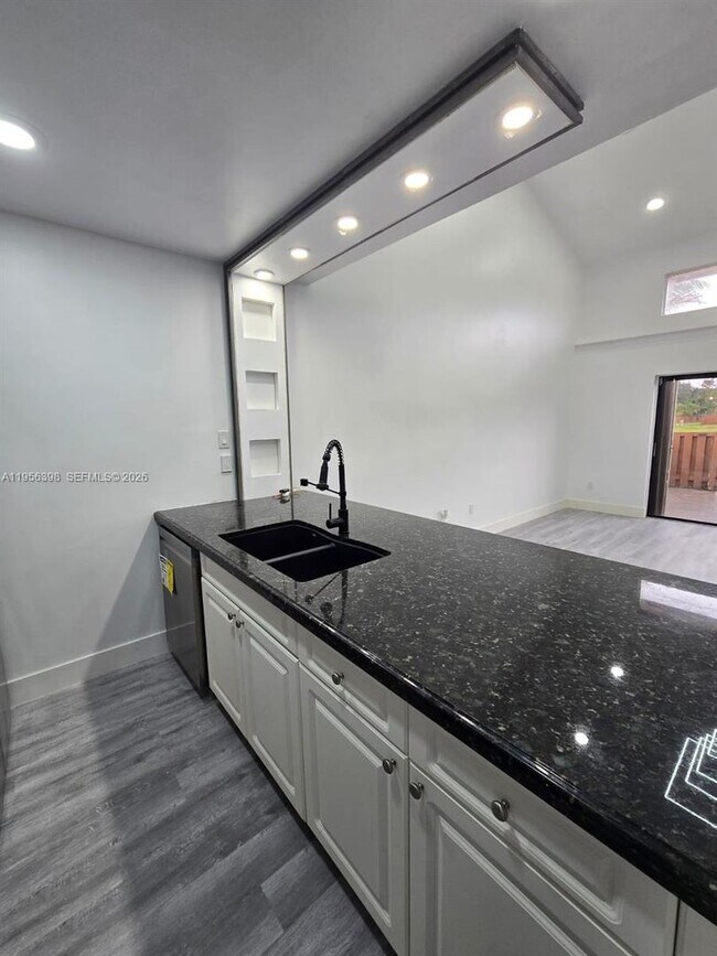 Foto del edificio - 1120 Parkside Green Dr