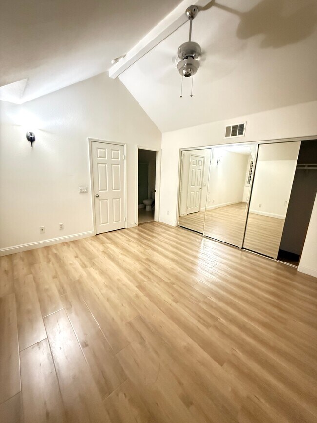 Foto del edificio - 4790 Preston St