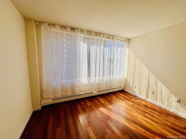 Building Photo - 4 Martine Ave