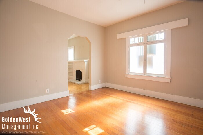 Foto principal - Charming 2Bdm 1Ba Duplex in Greater Corona...