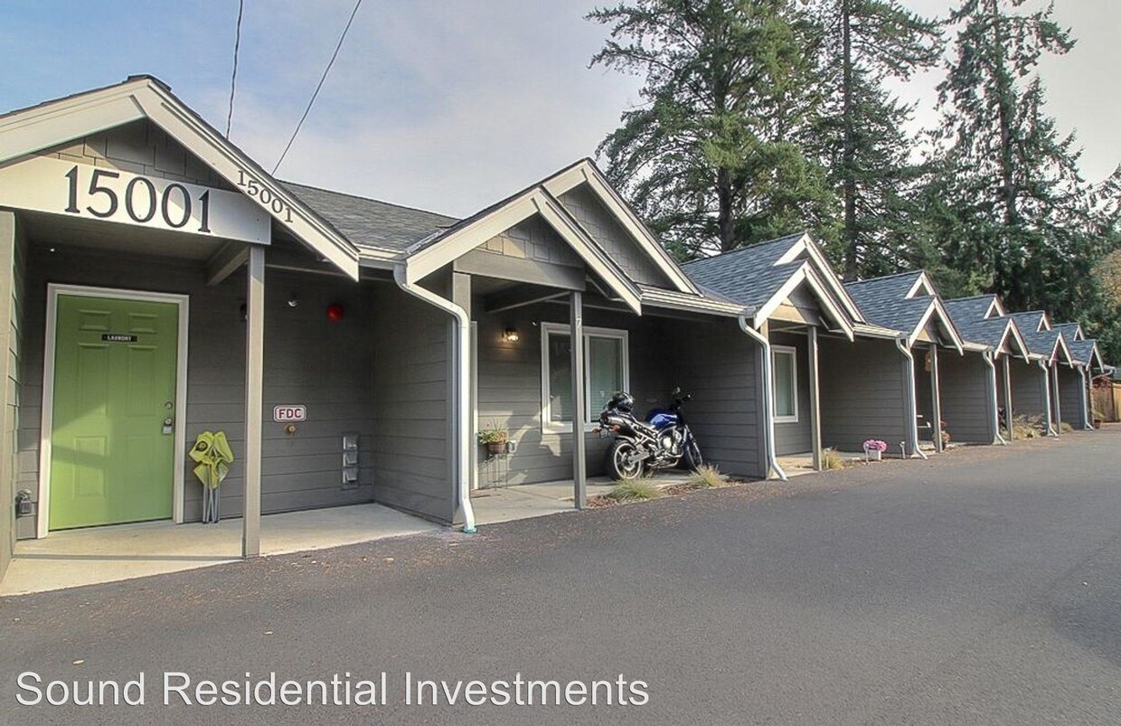 Primary Photo - 15001 Woodbrook Dr SW