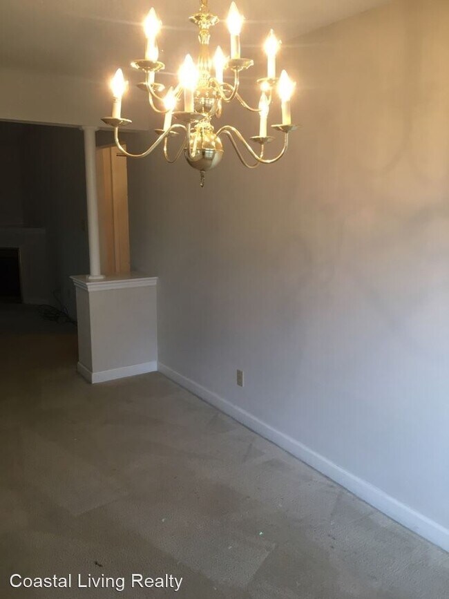 Building Photo - 2 br, 3 bath House - 400 Willow Greens Dri...