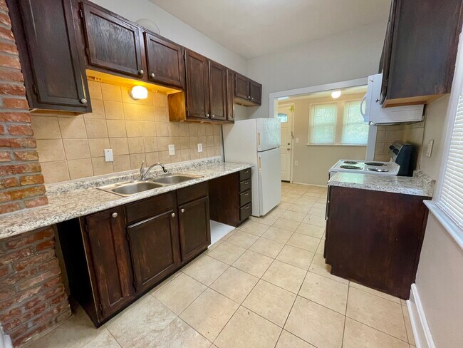 Foto del edificio - 1116 E 44th St