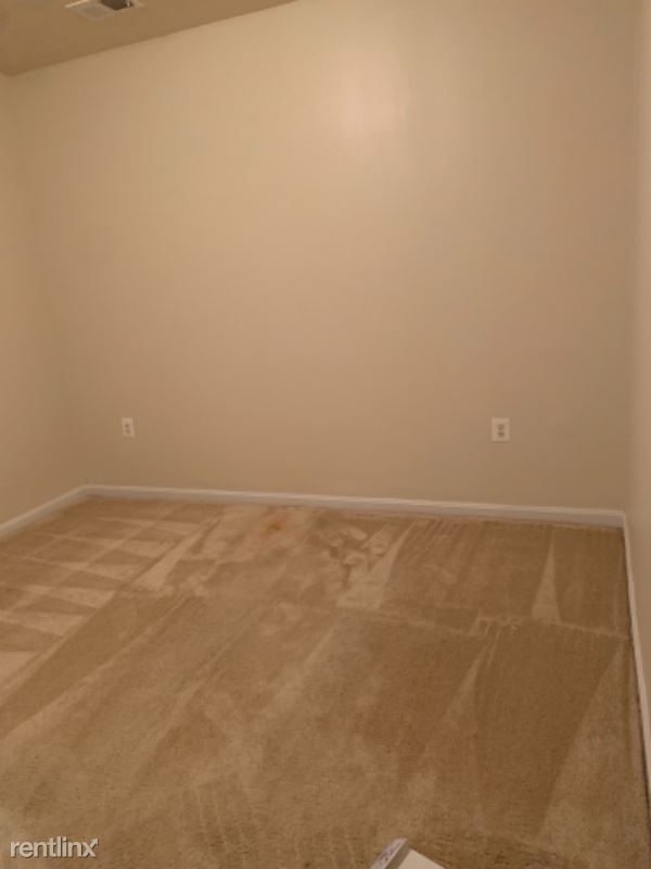 Foto del edificio - 2 br, 1 bath House - BASEMENT Apt