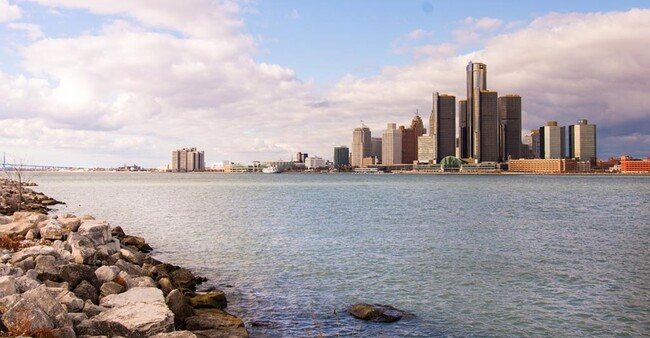 Detroit River and skyline. - Alden Towers