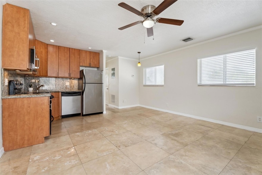 Foto principal - 1848 NE 46th St