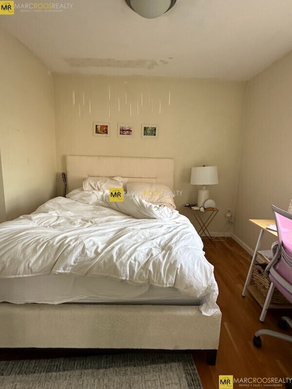 Foto del edificio - 534 Commonwealth Ave