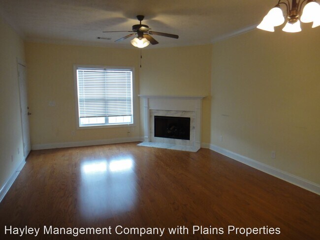 Foto del edificio - 3 br, 2 bath House - 3260 Millcreek Road 102