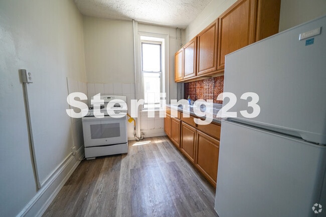 Astoria Park Apartments for Rent with Hardwood Floors - Astoria, NY - 4